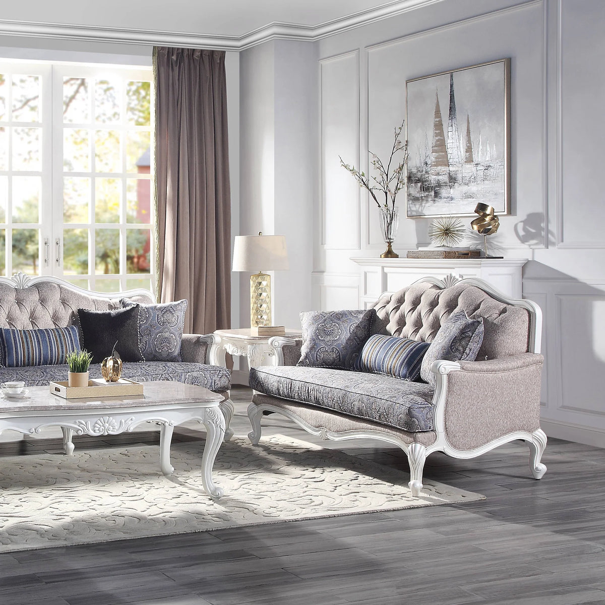 Beige and White Loveseat with 3 Pillows I440320