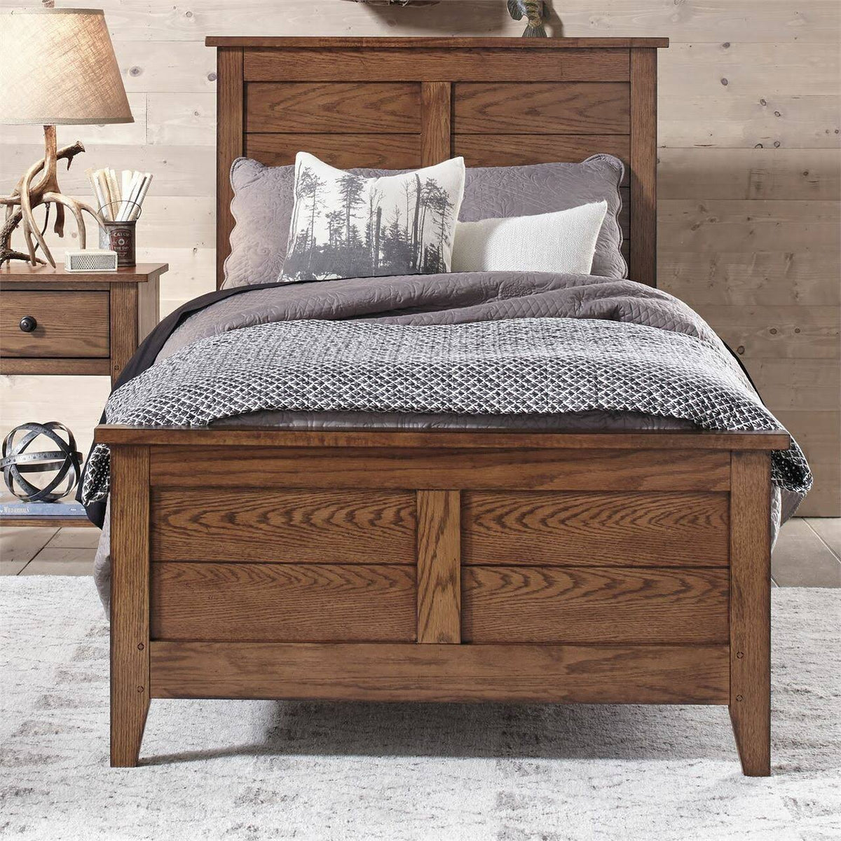 Twin Panel Bed in Aged Oak R986963