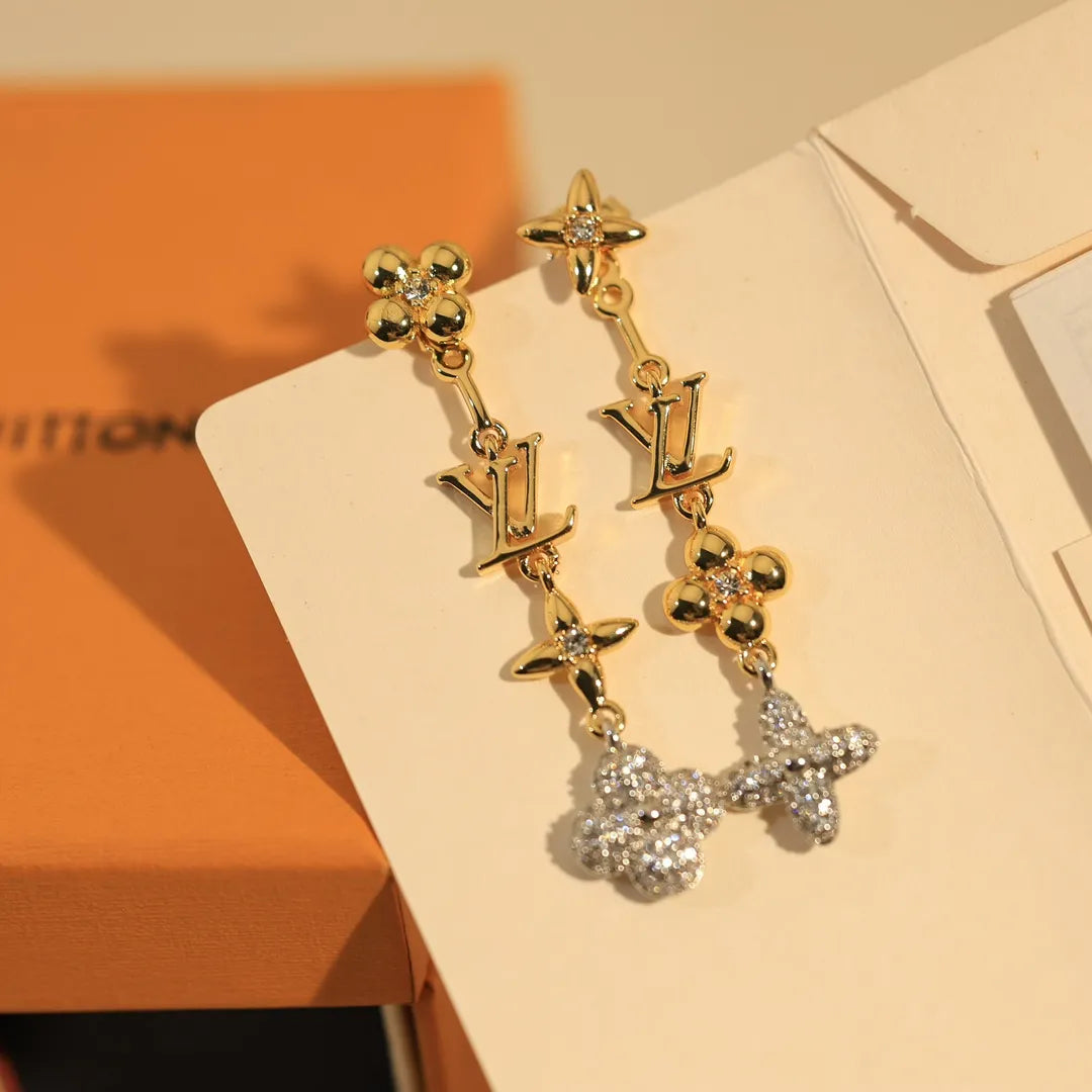 Earring B58131