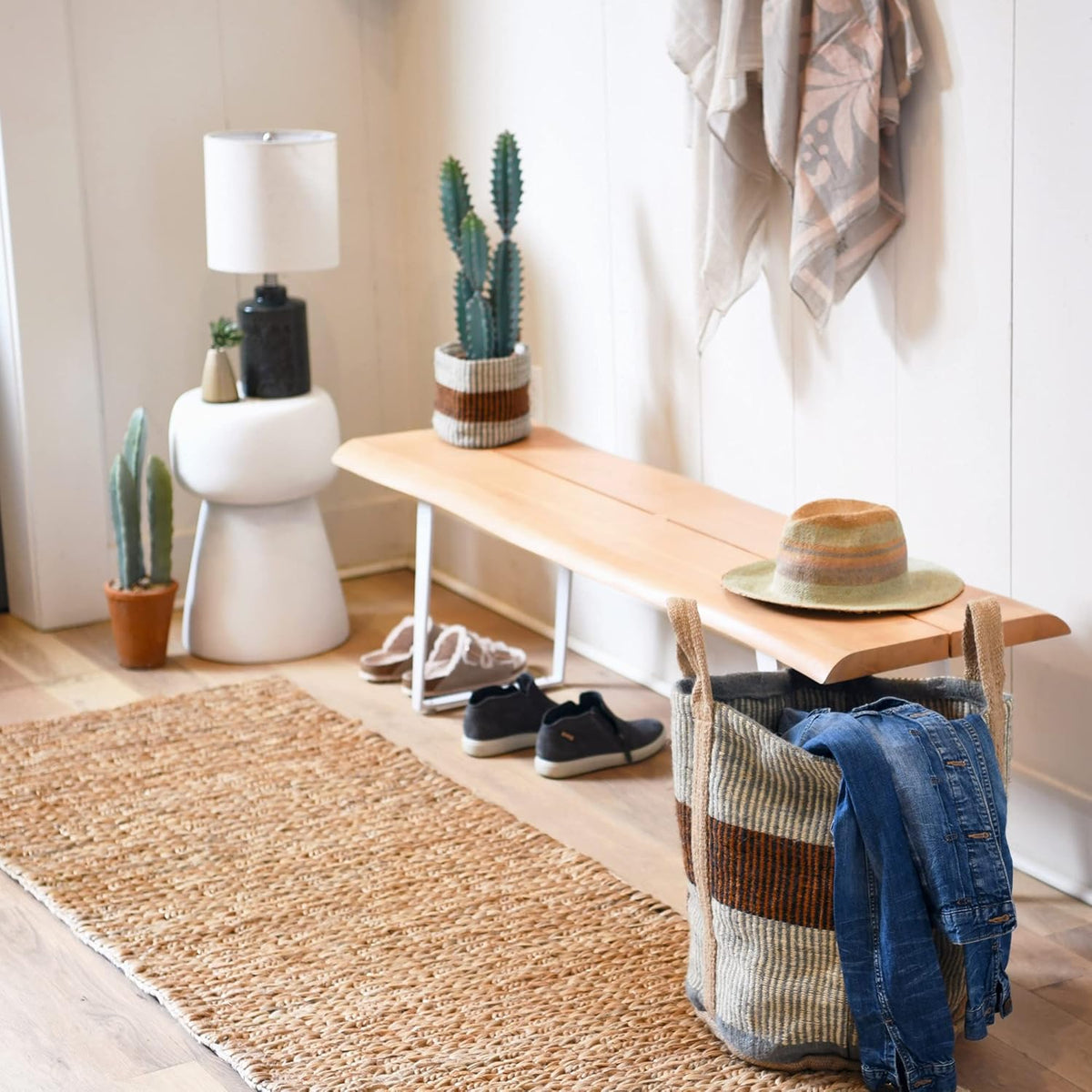 Solid Wood Accent Bench Z19531