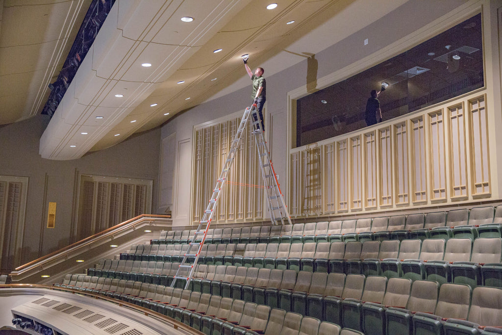 Aluminum Adjustable Stepladder 8' to 15' Z8885