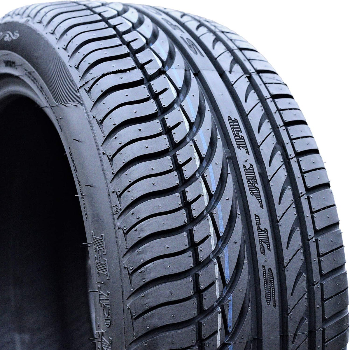 Set of 2 All-Season High Performance Radial Tires 235/40R18 95W XL BSW C34561