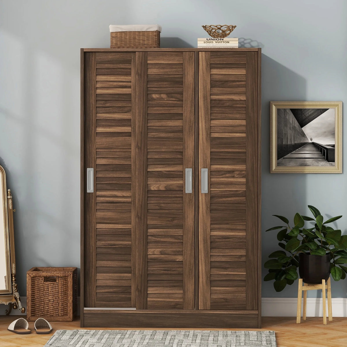 Mid-century 3-Door Wardrobe with Shelves H5463