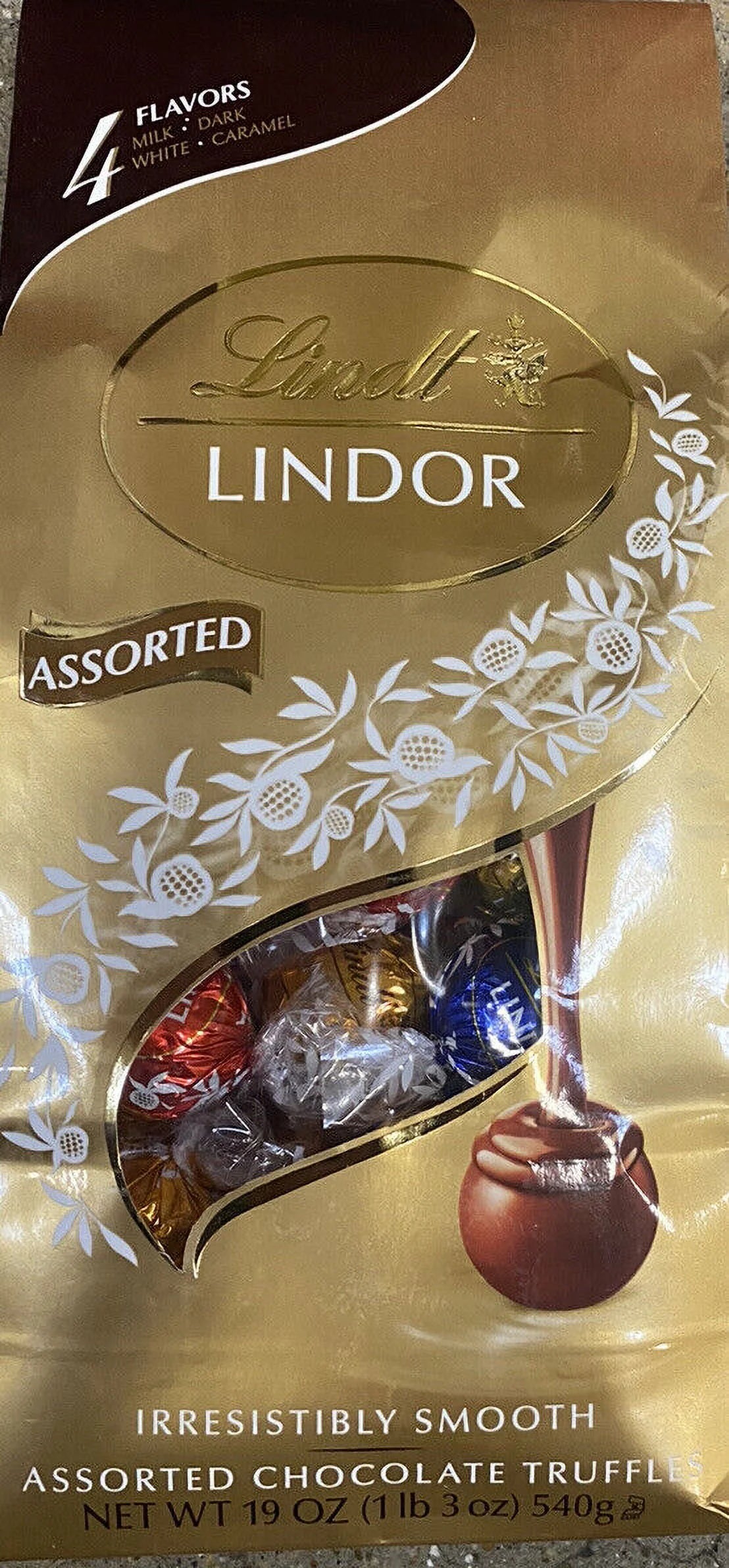 Assorted Chocolate Truffles 19 oz Bag J133947