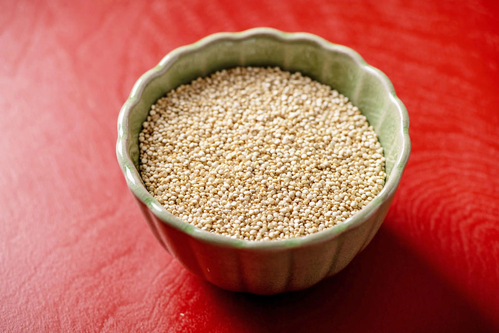 White Quinoa Seeds 25 Pound Box E900