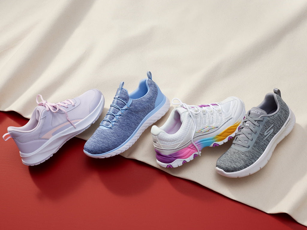 Women's Lace-up Athletic Walking Sneaker Z438615