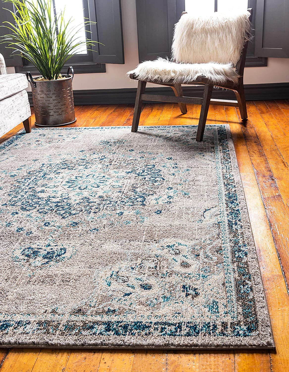 Gray Beige Medallion Rug 3' 3" x 5' 3" O76227