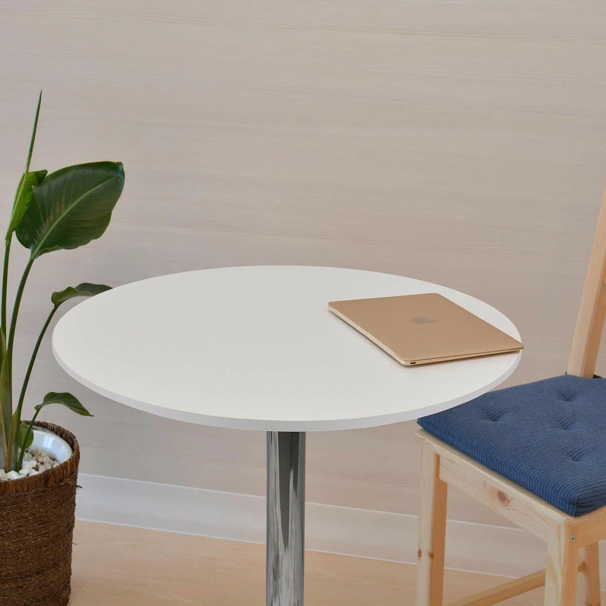 White Adjustable Height Round Bar Table C7364