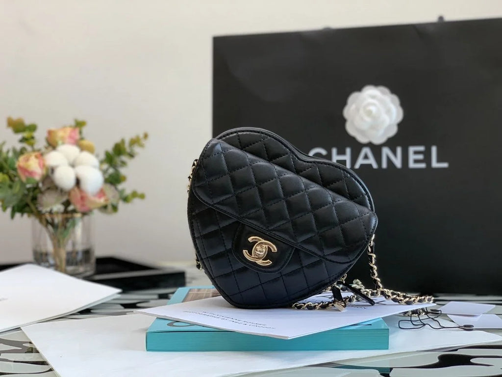 Black Mini Heart Bag V879