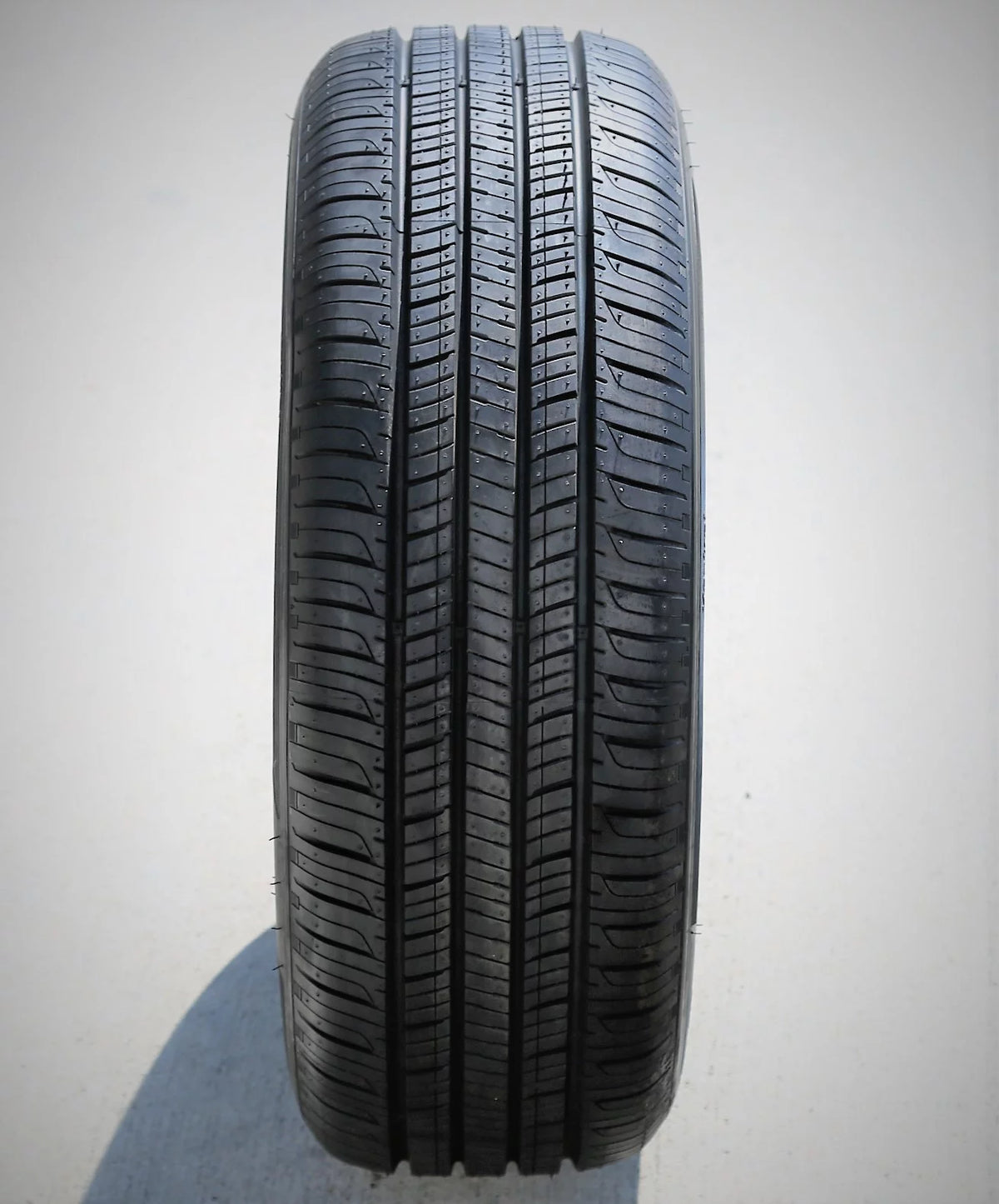 All Season 185/65R15 88H Passenger Tire Z310