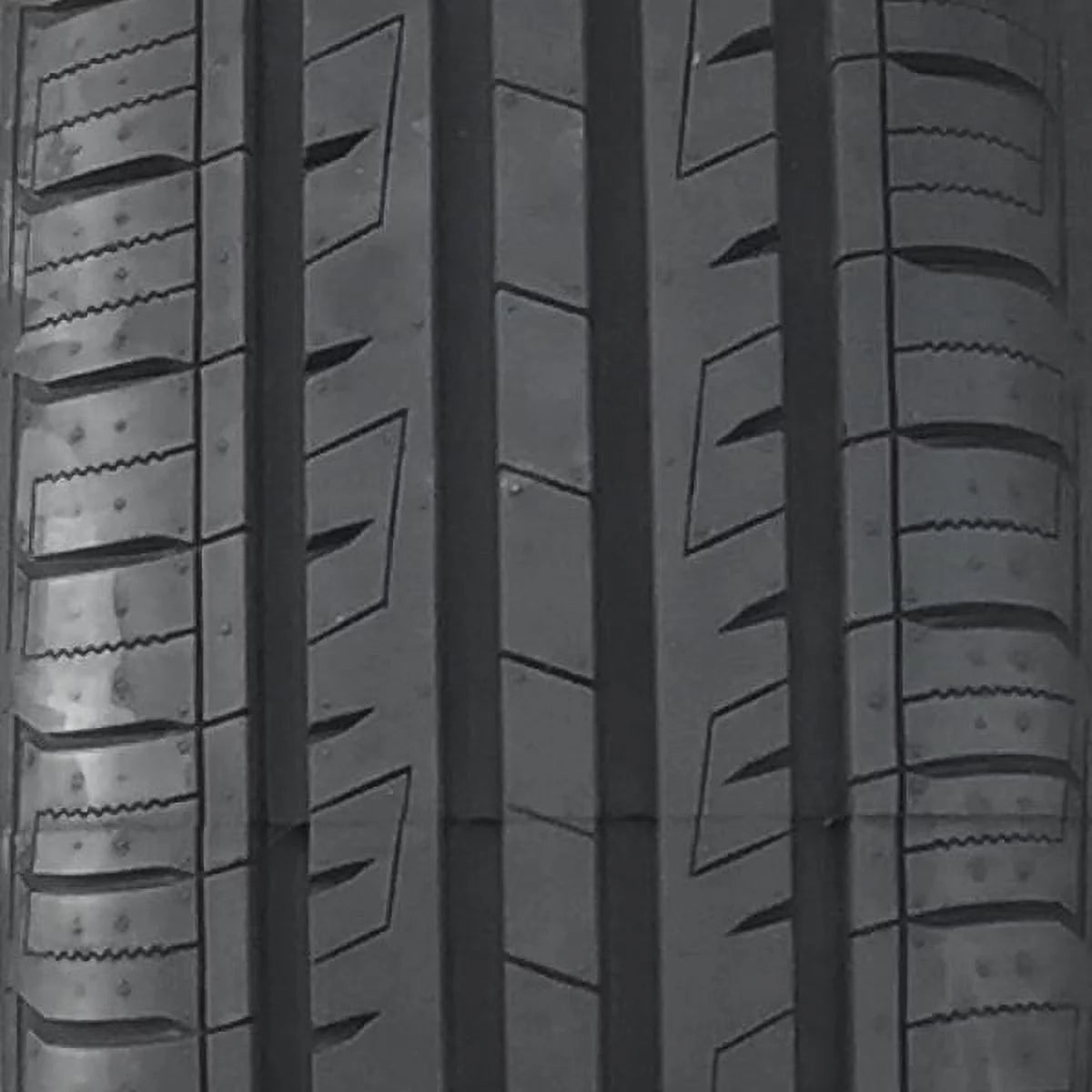 205/65R16 Tire Y205541