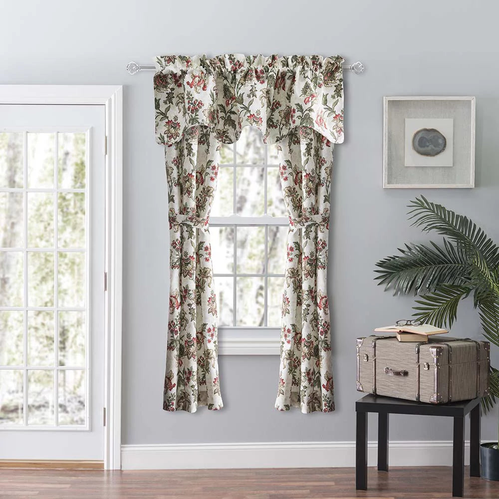 Floral Printed Lined Scallop Valance 58" x 15" E407