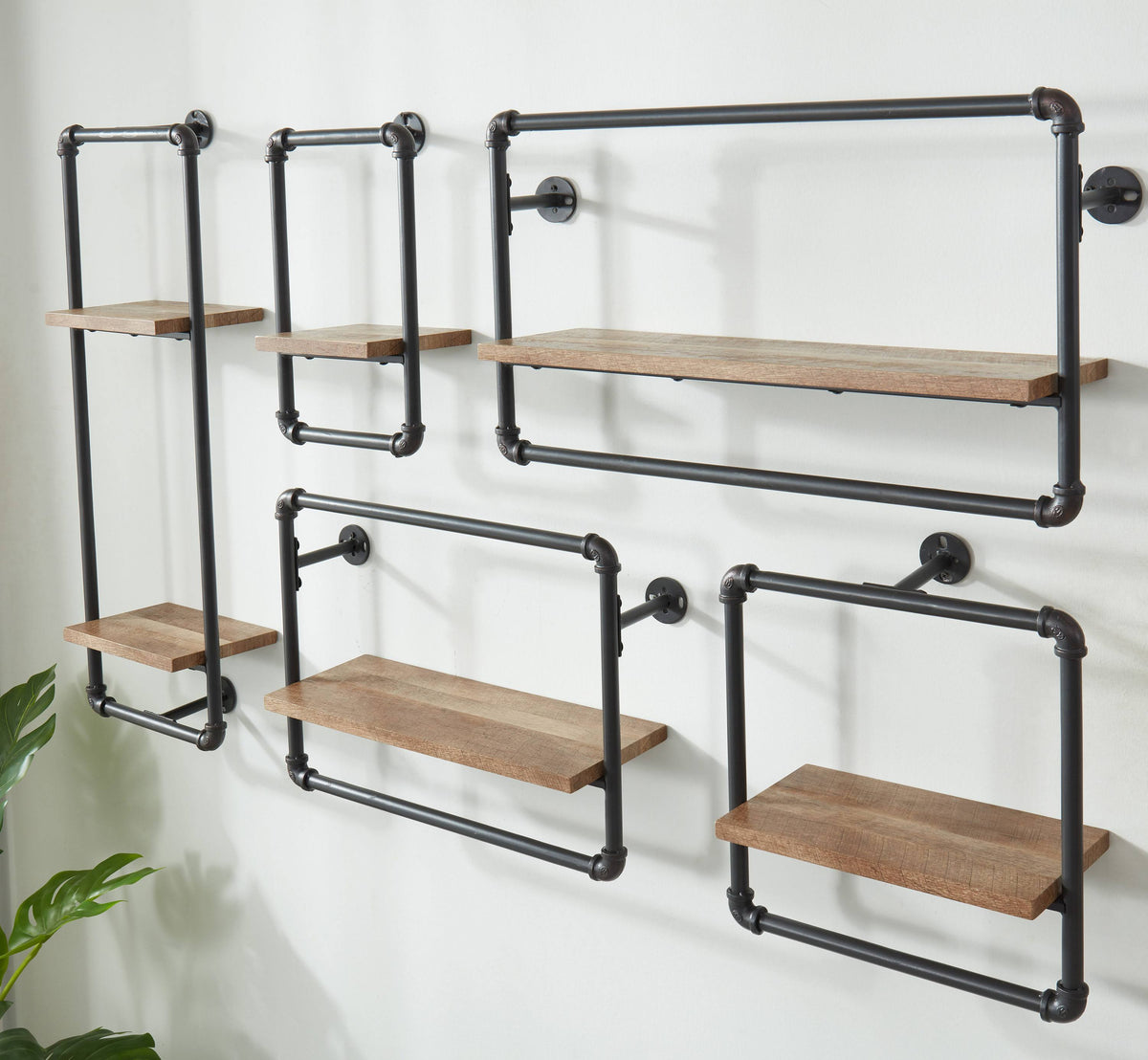Sand Black Metal Floating Wall Shelf F11511