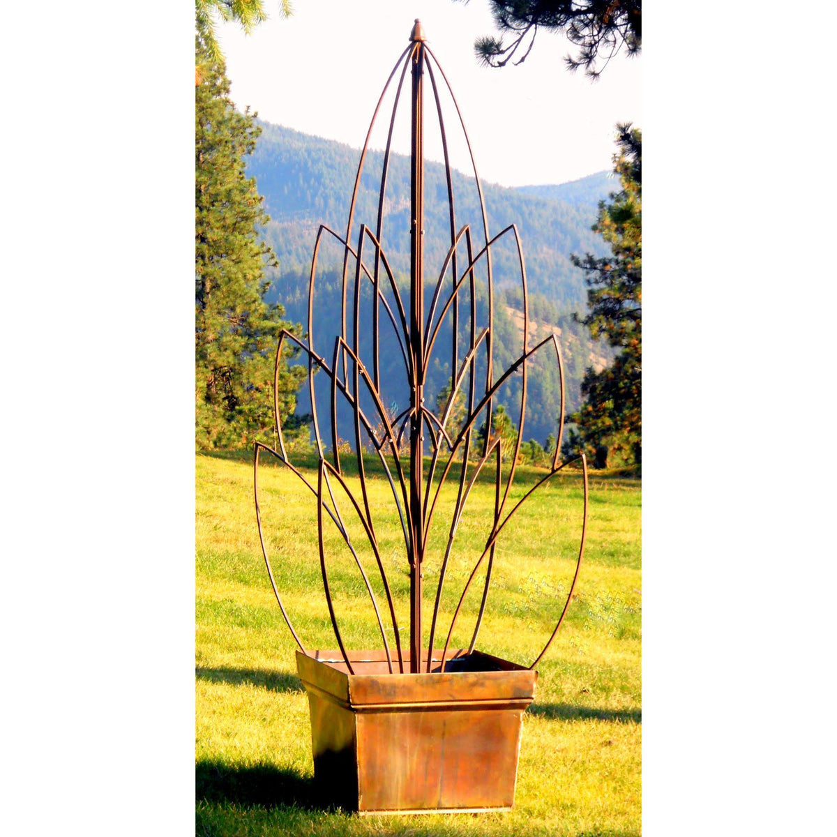 Lotus Bud Garden Trellis Z627