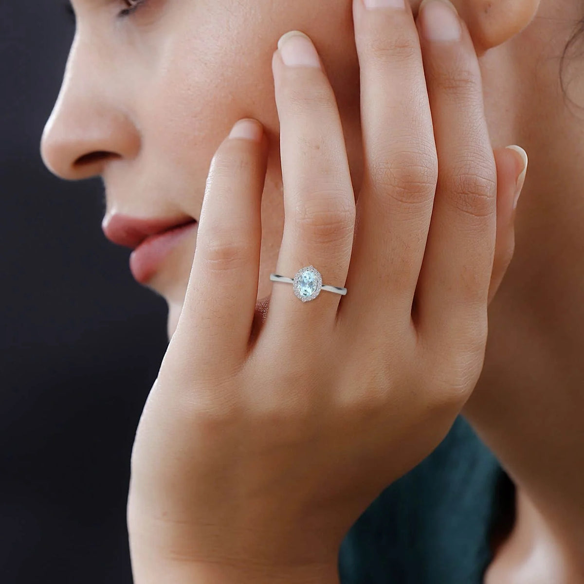 Oval Blue Aquamarine White Diamond 18K White Gold Halo Ring Size 7 Ct 0.85 G-H Color Si1 Clarity J66234