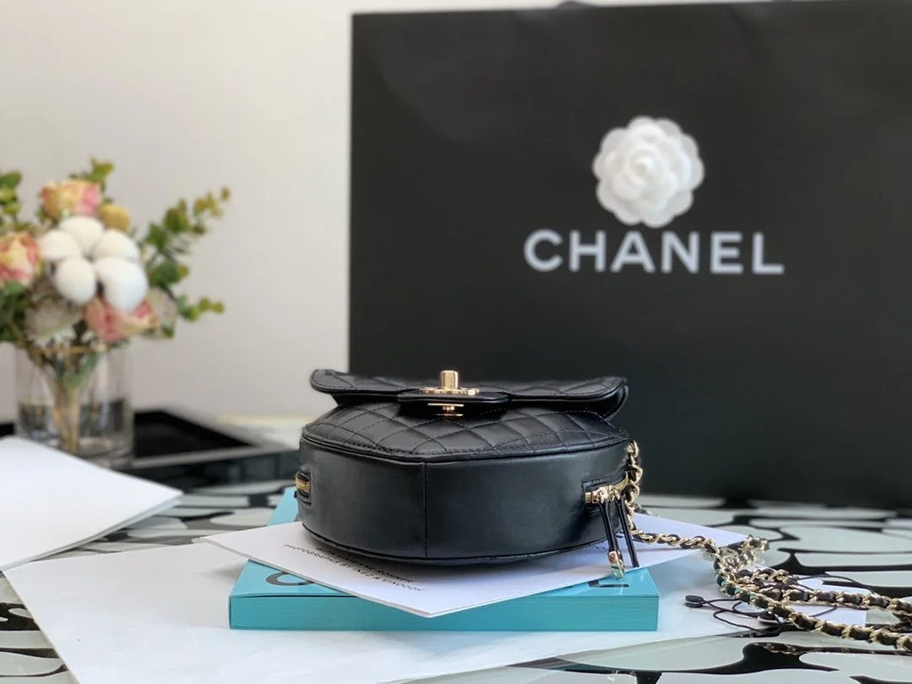 Black Mini Heart Bag V879